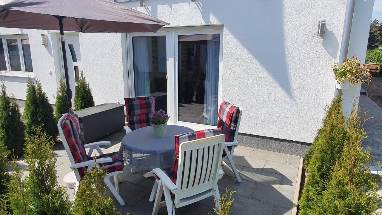 Ferienwohnungen "Godewind", Appartements Mit Balkon Oder Terrasse Zinnowitz Bagian luar foto